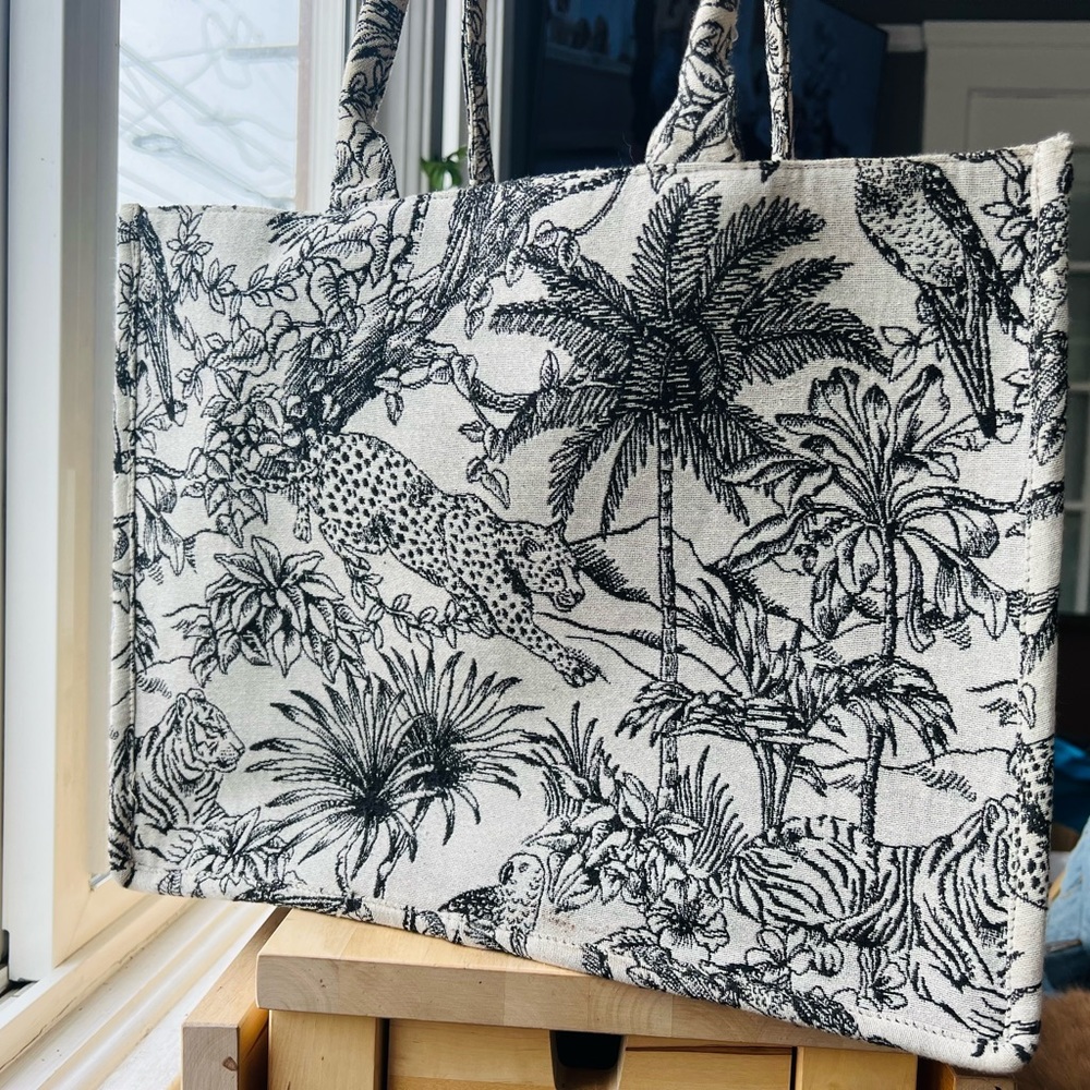 H&M Jungle Print Jacquard Tote.